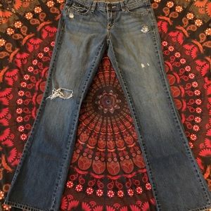 Old Navy the diva low rise distressed/ripped jeans